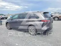2021 Toyota SIENNA фото