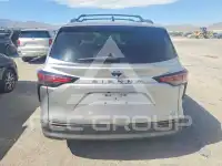 2021 Toyota SIENNA фото