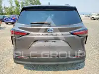 2021 Toyota SIENNA photo