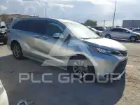 2021 Toyota SIENNA photo