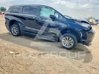 2021 Toyota SIENNA photo