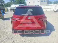 2021 Toyota SIENNA photo