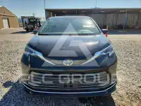 2021 Toyota SIENNA photo