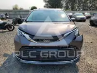 2021 Toyota SIENNA photo
