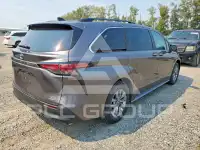 2021 Toyota SIENNA photo