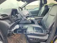 2021 Toyota SIENNA photo