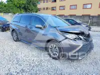 2021 Toyota SIENNA фото