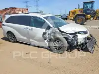 2021 Toyota SIENNA фото