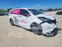 2021 Toyota SIENNA фото