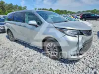 2021 Toyota SIENNA фото