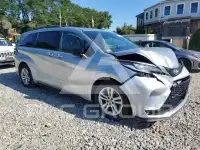 2021 Toyota SIENNA фото