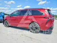 2021 Toyota SIENNA фото