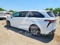 2021 Toyota SIENNA photo
