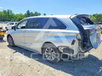 2021 Toyota SIENNA photo