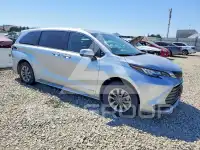 2021 Toyota SIENNA фото