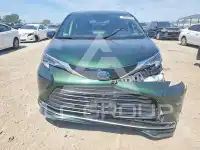 2021 Toyota SIENNA photo