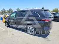 2021 Toyota SIENNA фото