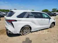 2021 Toyota SIENNA photo