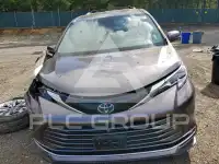 2021 Toyota SIENNA фото