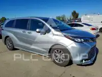 2021 Toyota SIENNA фото