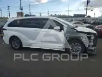 2021 Toyota SIENNA photo