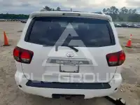 2021 Toyota SEQUOIA фото