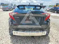2021 Toyota C-HR фото