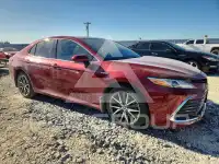 2021 Toyota CAMRY photo