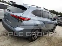 2021 Toyota Highlander photo
