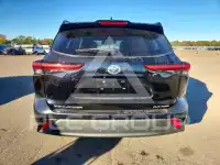 2021 Toyota Highlander фото