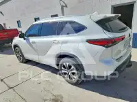2021 Toyota Highlander photo