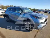 2021 Toyota Highlander фото