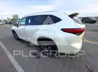 2021 Toyota Highlander фото