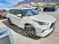 2021 Toyota Highlander photo