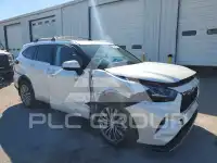 2021 Toyota Highlander photo
