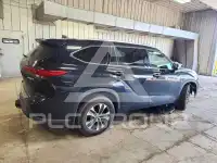 2021 Toyota Highlander фото