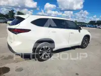 2021 Toyota Highlander фото