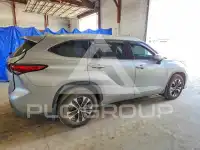 2021 Toyota Highlander фото