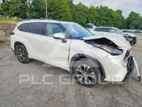 2021 Toyota Highlander фото