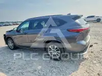 2021 Toyota Highlander фото