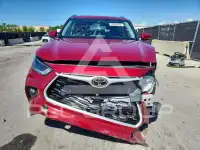 2021 Toyota Highlander photo