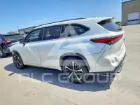 2021 Toyota Highlander фото