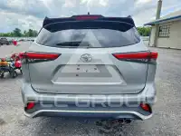 2021 Toyota Highlander photo