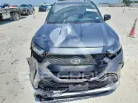 2021 Toyota Highlander photo