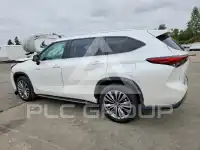 2021 Toyota Highlander photo