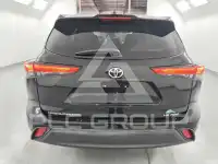 2021 Toyota Highlander photo