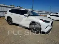 2021 Toyota Highlander фото