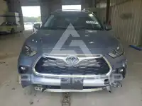 2021 Toyota Highlander фото