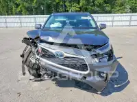 2021 Toyota Highlander photo