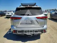 2021 Toyota Highlander фото